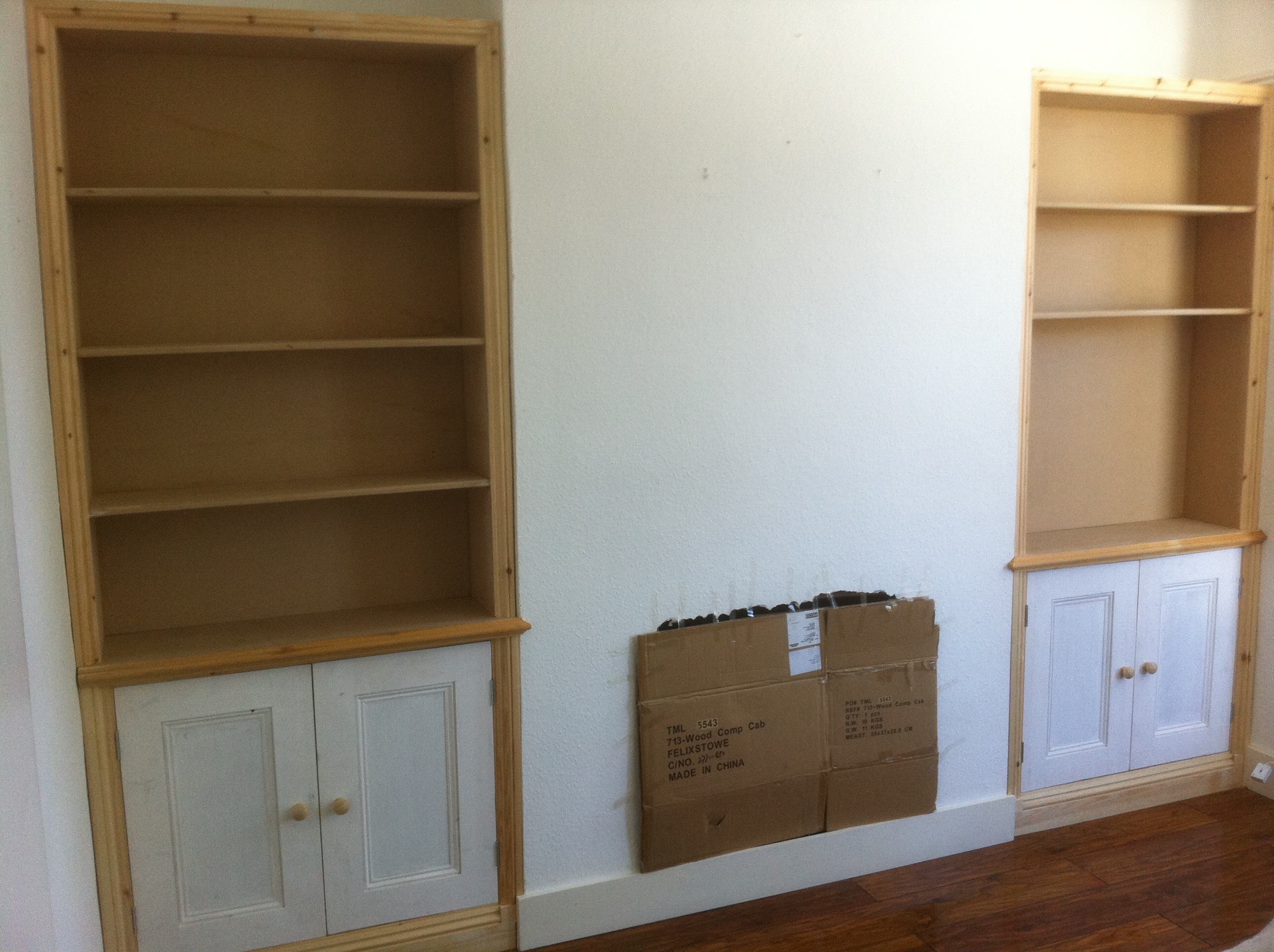 Alcove cupboards and shelving for Lounge Wright Angle Carpentry